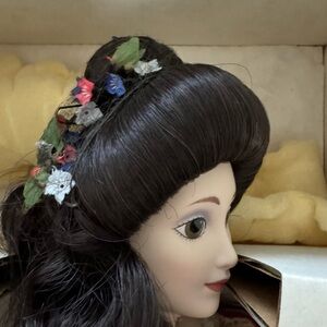 Mysical hot pink dress lafy franklin heirloom porcelain doll. 17 inch